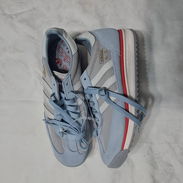 Tenis originales 100%, 52725982 - Img 56745694