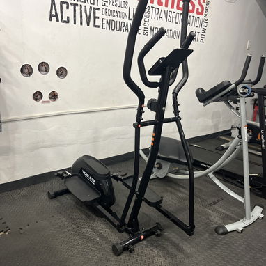 Ganga !!! GIMNASIO COMPLETO EN VENTA MÁQUINAS PISO ACCESORIOS TV NEVERA , tú mejor oportunidad de negocio - 8/10