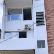 Apartamento de 2 cuarto listo para vivir en el vedado - Img 57048595