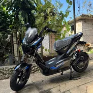 `🛵 𝐁𝐈𝐂𝐈𝐌𝐎𝐓𝐎 VOLTRIDER 🛵` ⚙️𝐄𝐒𝐏𝐄𝐂𝐈𝐅𝐈𝐂𝐀𝐂𝐈𝐎𝐍𝐄𝐒 • 2000w - 72v - 35ah • batería de litio antiexpl - Img 58013568