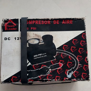 COMPRESOR DE AIRE PORTATIL PARA AUTOS. PAVON 52430370 - Img 125796716