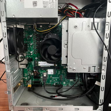 I5 12400 16gb 3200mhz nmwe 512gb fuente 300w certificada en bronce , wifi y bluetho 300 usd - Img 123285579
