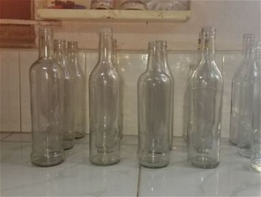 Botellas vacias - Img main-image