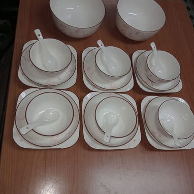JUEGO DE VAJILLA DE  PORCELANA, Entrega por un mínimo costo adicional para toda La Habana - Img 118984801