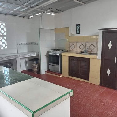 Venta de casa en Guanabo a pocos metros de la playa - 4/8