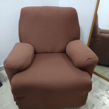 SILLÓN RECLINABLE MECEDORA. - 2/2