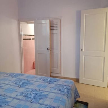 🏬 *APARTAMENTO EN VENTA – SANTO SUÁREZ, 10 DE OCTUBRE* - 9/10