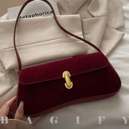 Cartera elegante - Img 55786485