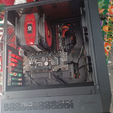 Piezas de PC, monitor 27 curvo, kit de 8va, fuente 750, Chasis cristal - Img 128154178