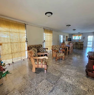 🏠🏊‍♀️Confortable casa de renta en Guanabo con piscina para su disfrute en éstas vacaciones!!! - Img 97855895
