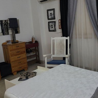 Se renta apartamento en el vedado por calzada y 18. (No sé va la corriente)58858577 - Img 122974689
