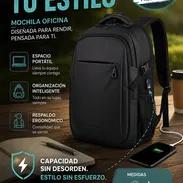 Mochila con compartimento para laptop - Img 56348156
