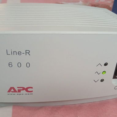 ☀️OFERTA☀️REGULADOR VOLTAJE APC LINE-R 600 CASI NUEVO EN 30 USD / PAGO EN CUP AL CAMBIO - Img 127364234