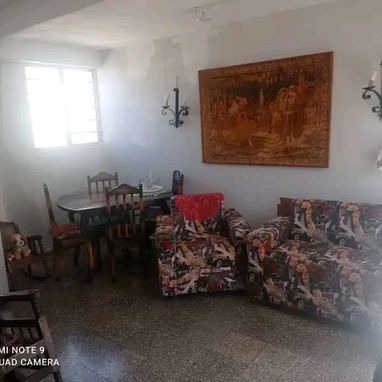 SE VENDE APARTAMENTO EN LA HABANA VIEJA - 6/10