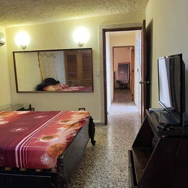 SE VENDE ESPECTACULAR CASA DE 3 NIVELES EN SANTA FE, PLAYA! 🔥🏡 - 7/10