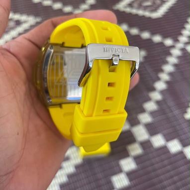Reloj Invicta movimiento tipo Quartz. Nuevo en su caja - Img 126544680