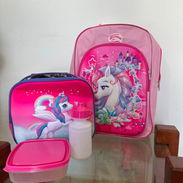 Mochilas de hembra y varón para la escuela - Img 57487362