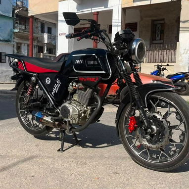 Moto de Gasolina - 8/10