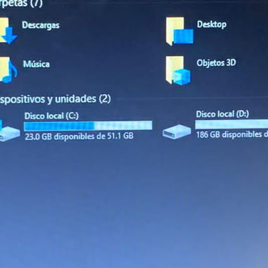 200USD – Laptop Lenovo thinkpad gama empresarial - Img 123104387