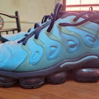 Vendo tennis nike Vapormax plus No.44 originales poco uso - Img 119718960