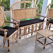Juegos de sala sillones comadritas camas tapizadas y más - Img 56155510