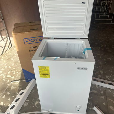 Nevera Royal 3.5 pies Llave en la puerta, Luz de encendido, Bandeja metálica en el interior precio $265 usd transporte - Img 125640648
