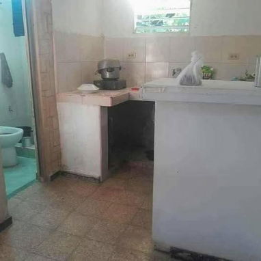 Casa en venta en guanabacoa - 4/10