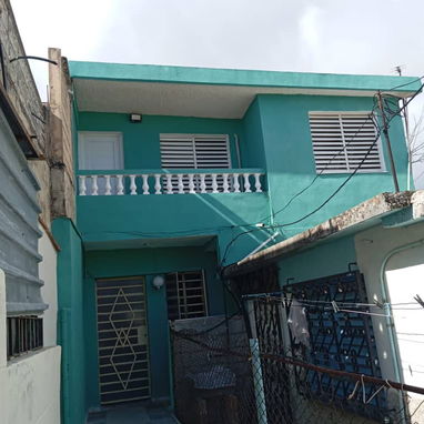 Ofertaaa a 5 cuadras del mar!!! En Cojimar linda casa con posibilidad de garaje!!! - Img 122080023