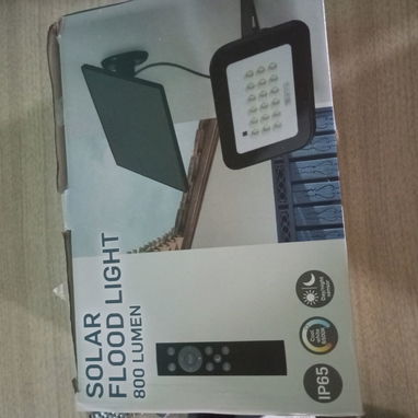 Lampara Solar Flood Light - 2/2