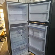 Refrigerador SAMSUNG de 15 pies con dispensador - Img 55266324