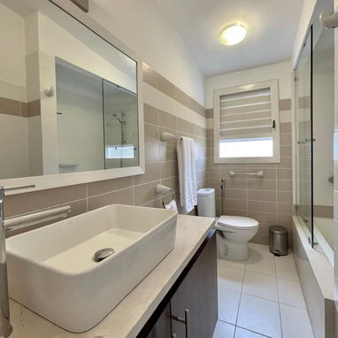 House for rent with Electrical Backup system in Nuevo Vedado for long term - Img 120743376