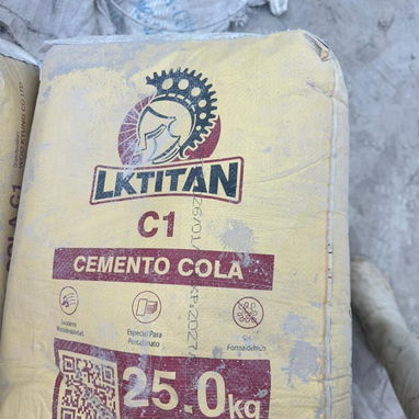 Venta de semento cola. Llamar al.58422453 - 4/4