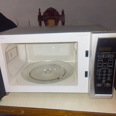 !!!!!Vendo microondas de uso en perfecto estado - Img 126307702