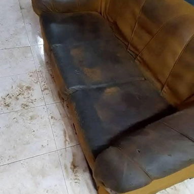 Limpieza de muebles y el salón de autos modernos - Img 105597908