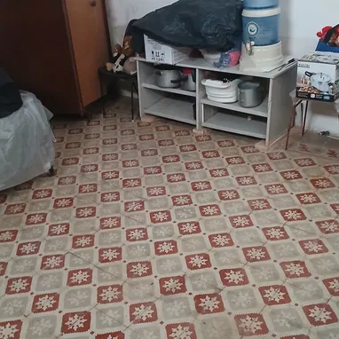 Se vende casa antigua con patio de tierra - Img 118487303