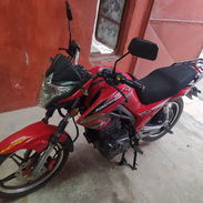 SE VENDE  MOTO PUMA TAL CUAL LA VE  Buen estado de gomas  BATERÍA  Topmaq 72x35 haciendo 65-75km. - Img 55737727