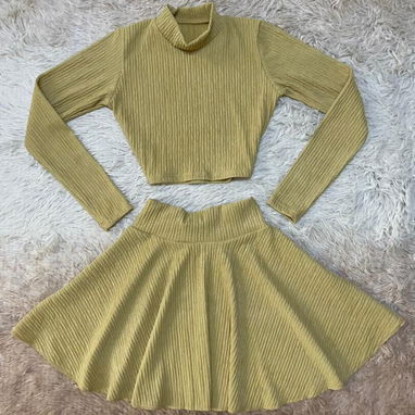 Vestidos de dos piezas, de nudo, conjunto enguatadas crepé y más - Img 124842299