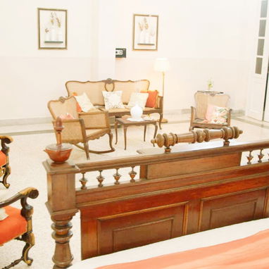 🏠Long-term rental for foreigners in Old Havana.💡 Features a reliable backup power system. 📱 Reservations: +5355284821 - 4/10