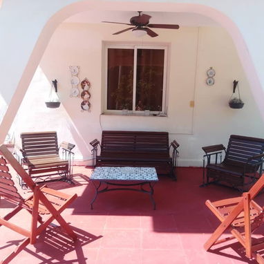 Excelente renta en el residencial reparto Siboney, 4 habitaciones, piscina grande, +53 52463651 privacidad total,L - Img 115835693