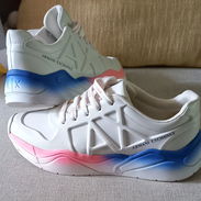 Tenis ARMANI originales - Img 53591299