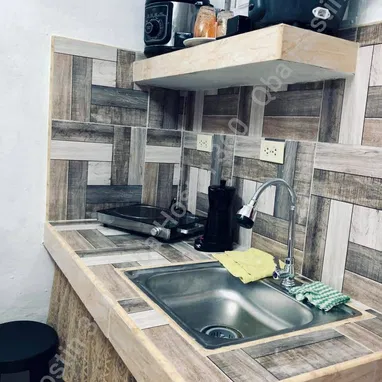 RENTA hostal de 2 habitaciones con Qba Hostin 360 en el centro de BAYAMO, GRANMA - 9/10