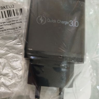 Multicargador negrode de carga rápida de 4 puertos USB 3.0 - 2/2