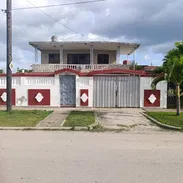 Se vende casa en Guanabo a 300m de la playa - Img 56007305
