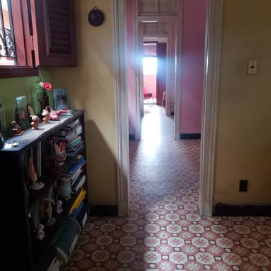 Venta de apartamento en Centro Habana,con algunas cosas adentro - Img 121410351