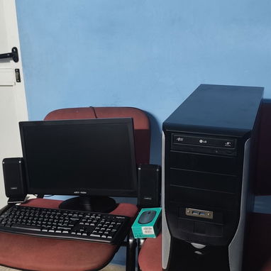 Vendo Magnifica Torre de PC i3 8va gen adjunto fotos tengo mensajeria disponible Luis 59757910 - 8/8