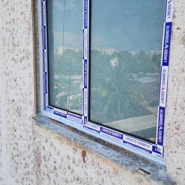 Carpinteria ,Marqueteria de aluminio, y cristal puertas ,ventanas , closet , Bajos de meseta ,paños fijos y más - 19/20