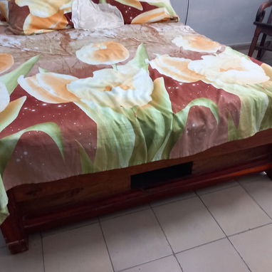 Vendo cama matrimonial con 6 gavetas en 150 usd - 4/5