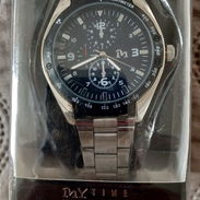 Elegante reloj de hombre en acero inox, Nuevo, comprado en Europa. - Img 53934272