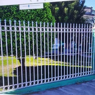 C confeccionan rejas para su vivienda. Empresa u otra entidad. Llamar al 53990900. Ernesto. O escribir por Whatsapp o me - 6/10
