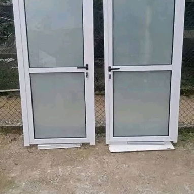 Puertas de aluminio - Img 126227683